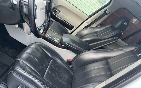 Land Rover Range Rover IV рестайлинг, 2016 год, 3 100 000 рублей, 14 фотография