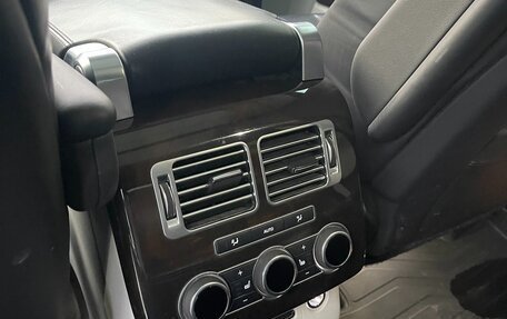 Land Rover Range Rover IV рестайлинг, 2016 год, 3 100 000 рублей, 12 фотография