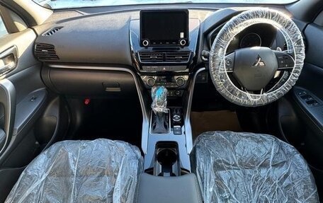 Mitsubishi Eclipse Cross, 2022 год, 2 300 000 рублей, 6 фотография