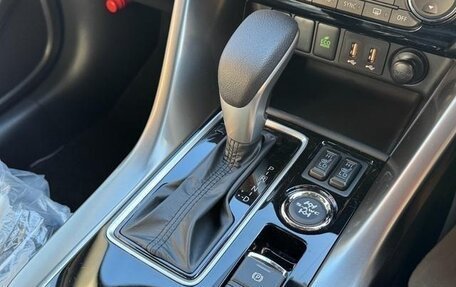 Mitsubishi Eclipse Cross, 2022 год, 2 300 000 рублей, 9 фотография