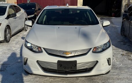 Chevrolet Volt II, 2017 год, 1 740 000 рублей, 2 фотография