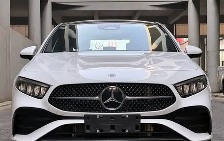 Mercedes-Benz A-Класс, 2023 год, 1 819 017 рублей, 2 фотография