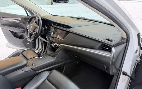 Cadillac XT5 I рестайлинг, 2016 год, 1 950 000 рублей, 15 фотография