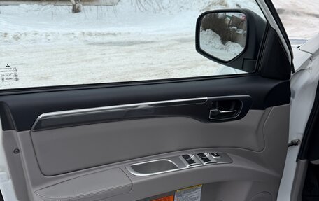 Mitsubishi Pajero Sport II рестайлинг, 2014 год, 1 895 000 рублей, 13 фотография