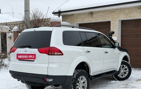 Mitsubishi Pajero Sport II рестайлинг, 2014 год, 1 895 000 рублей, 5 фотография