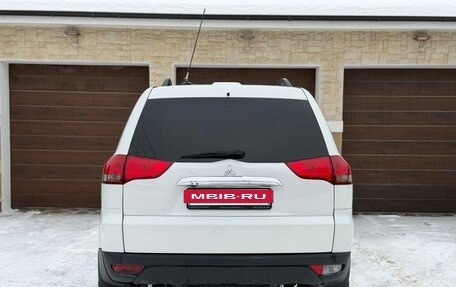 Mitsubishi Pajero Sport II рестайлинг, 2014 год, 1 895 000 рублей, 4 фотография