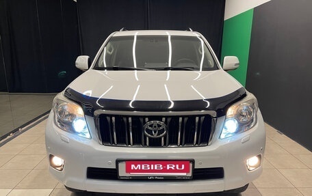 Toyota Land Cruiser Prado 150 рестайлинг 2, 2010 год, 3 000 000 рублей, 2 фотография