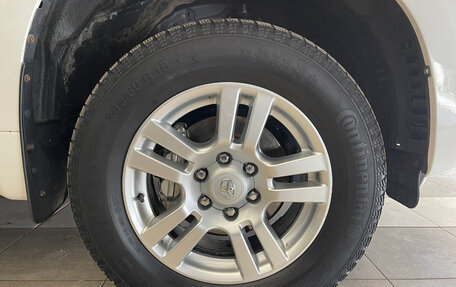 Toyota Land Cruiser Prado 150 рестайлинг 2, 2010 год, 3 000 000 рублей, 17 фотография