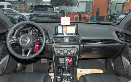 Mazda CX-4, 2022 год, 1 850 017 рублей, 12 фотография