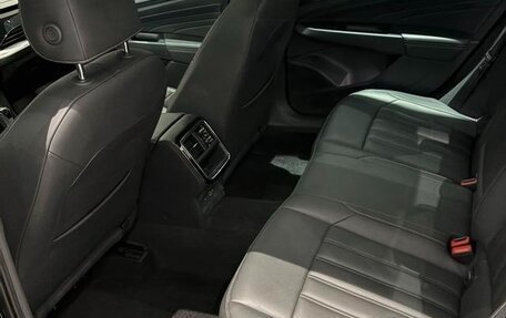 Volkswagen Passat B8 рестайлинг, 2023 год, 1 900 000 рублей, 9 фотография