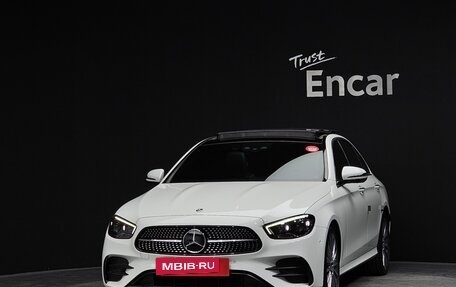 Mercedes-Benz E-Класс, 2021 год, 5 570 000 рублей, 2 фотография