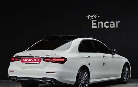 Mercedes-Benz E-Класс, 2021 год, 5 570 000 рублей, 3 фотография