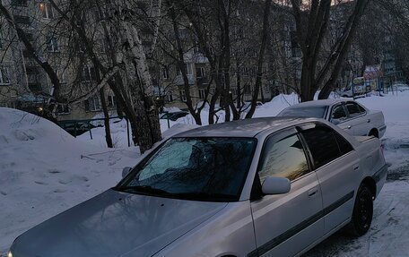 Toyota Carina, 1998 год, 385 000 рублей, 2 фотография