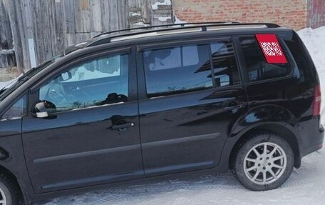 Volkswagen Touran III, 2007 год, 670 000 рублей, 2 фотография