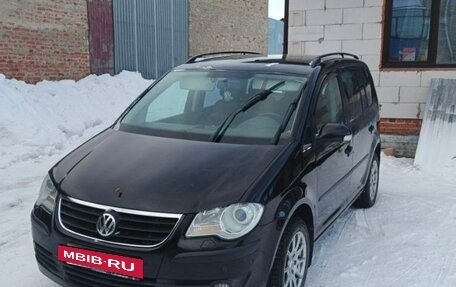 Volkswagen Touran III, 2007 год, 670 000 рублей, 6 фотография