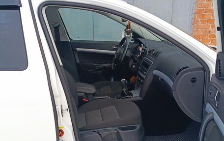 Skoda Octavia, 2010 год, 699 000 рублей, 21 фотография