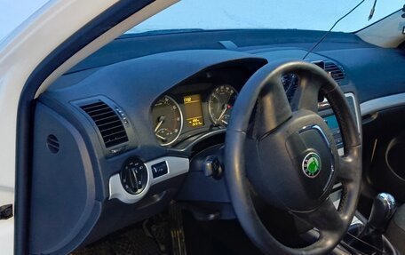 Skoda Octavia, 2010 год, 699 000 рублей, 15 фотография