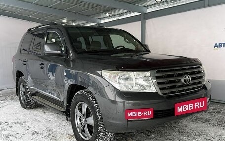 Toyota Land Cruiser 200, 2009 год, 2 650 000 рублей, 6 фотография