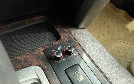 Toyota Land Cruiser 200, 2009 год, 2 650 000 рублей, 18 фотография