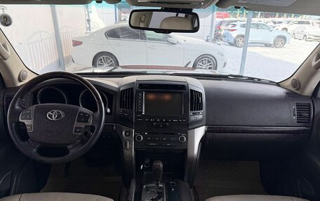 Toyota Land Cruiser 200, 2009 год, 2 650 000 рублей, 9 фотография