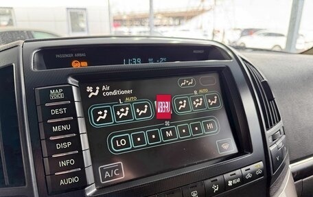 Toyota Land Cruiser 200, 2009 год, 2 650 000 рублей, 13 фотография