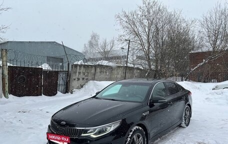 KIA Optima IV, 2018 год, 2 100 000 рублей, 3 фотография