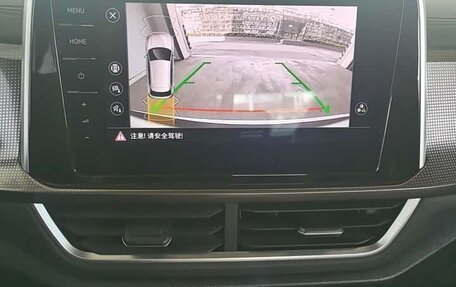 Volkswagen T-Cross I, 2023 год, 1 900 000 рублей, 14 фотография