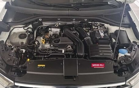 Volkswagen T-Cross I, 2023 год, 1 900 000 рублей, 8 фотография