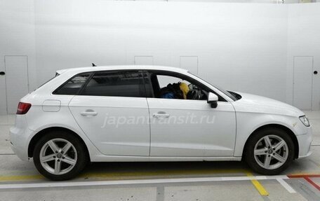Audi A3, 2019 год, 1 370 230 рублей, 2 фотография