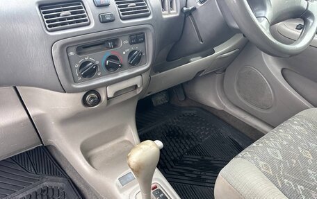 Toyota Corolla Spacio II, 1998 год, 350 000 рублей, 27 фотография