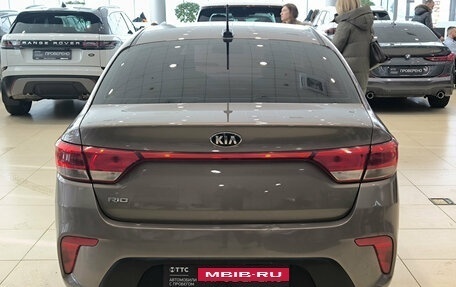 KIA Rio IV, 2018 год, 1 350 000 рублей, 6 фотография
