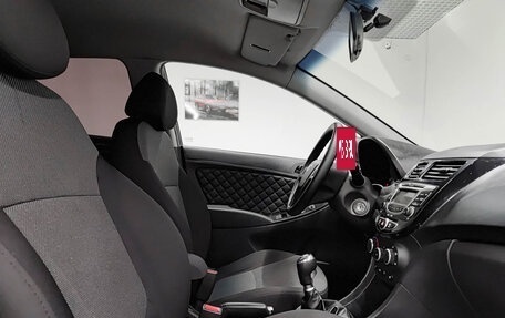 Hyundai Solaris II рестайлинг, 2013 год, 775 000 рублей, 15 фотография