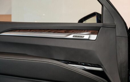 Cadillac Escalade V, 2025 год, 22 500 000 рублей, 15 фотография