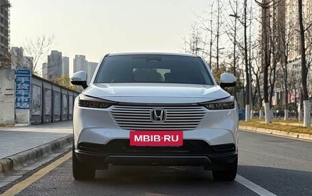 Honda Vezel, 2023 год, 2 070 000 рублей, 6 фотография