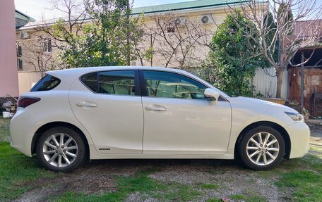 Lexus CT I рестайлинг, 2012 год, 1 790 000 рублей, 5 фотография