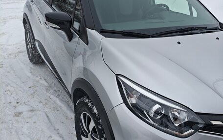 Renault Kaptur I рестайлинг, 2021 год, 1 685 000 рублей, 3 фотография