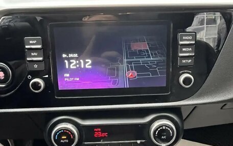 KIA Rio IV, 2021 год, 1 798 000 рублей, 19 фотография