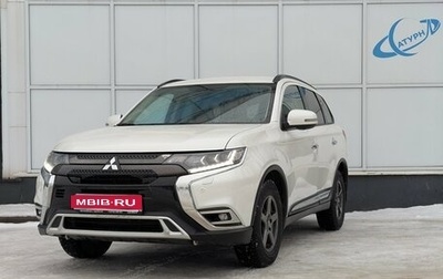 Mitsubishi Outlander III рестайлинг 3, 2021 год, 2 700 000 рублей, 1 фотография