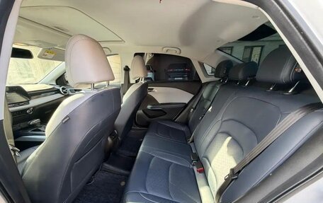 Chevrolet Monza, 2024 год, 1 390 000 рублей, 6 фотография