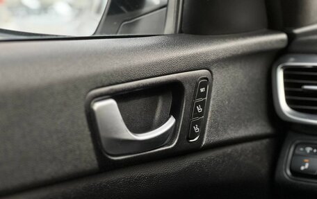 KIA Optima IV, 2018 год, 1 840 000 рублей, 26 фотография