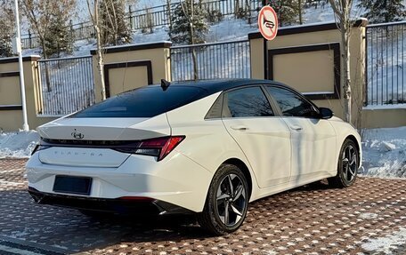 Hyundai Elantra, 2022 год, 1 925 000 рублей, 16 фотография