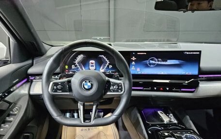 BMW 5 серия, 2024 год, 8 фотография