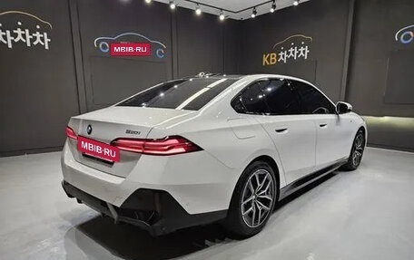 BMW 5 серия, 2024 год, 3 фотография