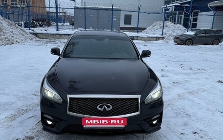 Infiniti Q70 I, 2015 год, 2 150 000 рублей, 2 фотография