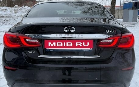 Infiniti Q70 I, 2015 год, 2 150 000 рублей, 14 фотография