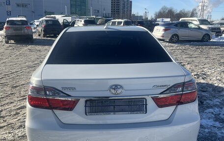 Toyota Camry, 2017 год, 2 550 000 рублей, 6 фотография