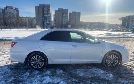 Toyota Camry, 2017 год, 2 550 000 рублей, 4 фотография