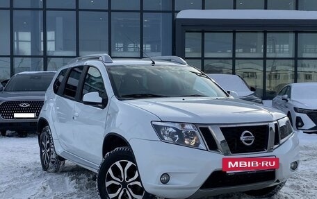 Nissan Terrano III, 2016 год, 1 449 000 рублей, 3 фотография