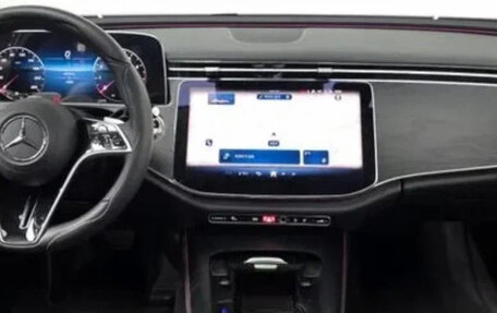 Mercedes-Benz E-Класс, 2025 год, 5 700 000 рублей, 5 фотография