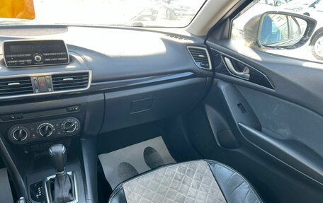 Mazda 3, 2015 год, 1 429 000 рублей, 17 фотография